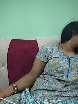 Snapshot of tamilaruvi chatting on 05/31/26, 07:15 tamilaruvi online show from 05/31/26, 07:15