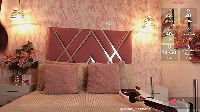 Aliice1  online show from 11/04/25, 07:02