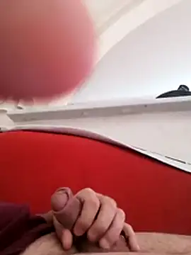 Vogliogodere123 online show from 04/19/26, 02:05