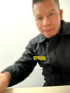 Manu0586 online show from 09/17/25, 03:41