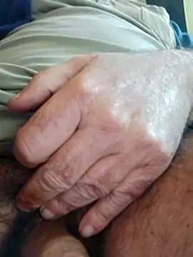 ozmilanoshow online show from 11/28/25, 07:22