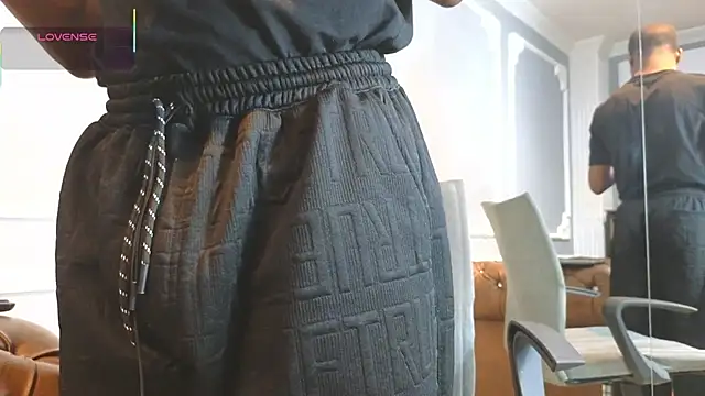 CharlesBrown  online show from 12/20/25, 02:02