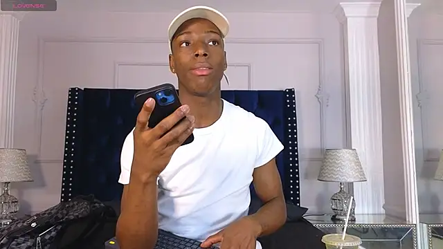 CharlesBrown  online show from 04/21/26, 02:34