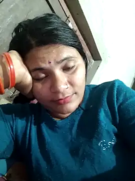 Snapshot of couple_71 chatting on 11/28/25, 06:49 couple 71 online show from 11/28/25, 06:49