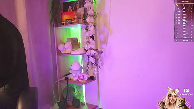 Snapshot of Miila_snow chatting on 11/13/25, 11:53 Miila snow online show from 11/13/25, 11:53