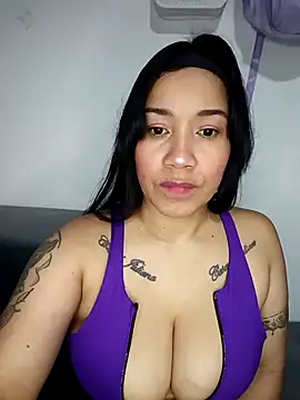 violettaa millerss online show from 04/12/26, 12:04