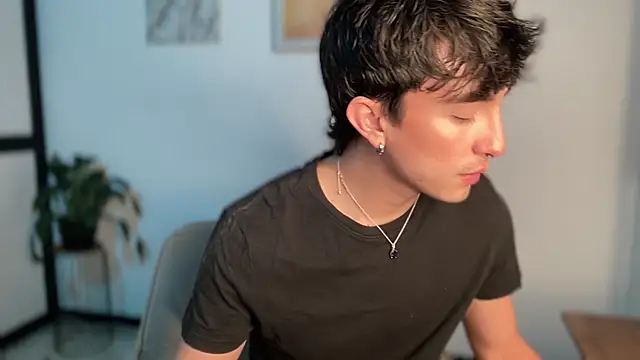 sweettaaron01 online show from 05/11/26, 12:16