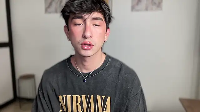 sweettaaron01 online show from 05/15/26, 12:17