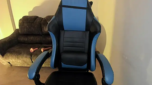 Snapshot of Scarbadgirl_ chatting on 09/09/25, 03:50 Scarbadgirl online show from 09/09/25, 03:50