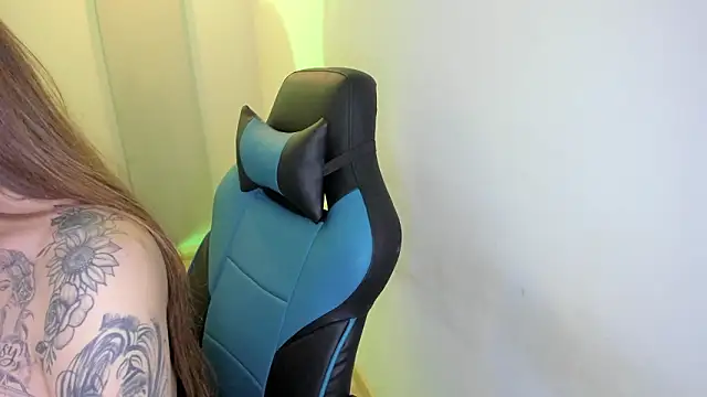 Scarbadgirl  online show from 03/13/26, 03:46