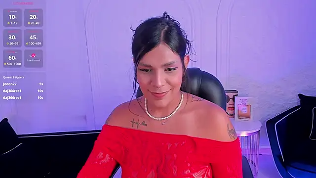 SarahYates online show from 07/07/26, 07:23