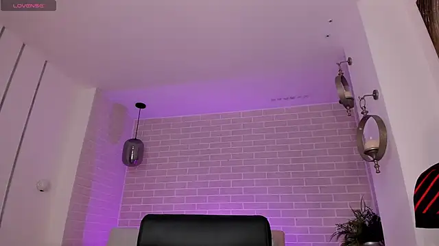IsabellaMoreau online show from 05/02/26, 08:03
