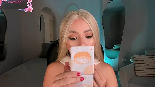IsabellaMoreau online show from 06/01/26, 07:59