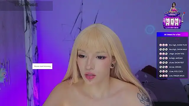 Snapshot of Moonlightt_21 chatting on 10/19/25, 08:20 Moonlightt 21 online show from 10/19/25, 08:20