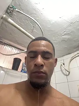 Snapshot of freedmar chatting on 10/21/25, 01:56 freedmar online show from 10/21/25, 01:56