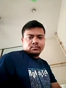 Snapshot of CatchingBouquet chatting on 09/21/25, 03:19 CatchingBouquet online show from 09/21/25, 03:19