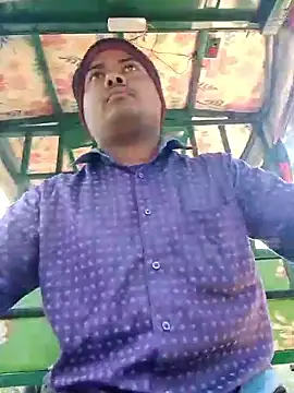 Snapshot of CatchingBouquet chatting on 11/27/25, 02:24 CatchingBouquet online show from 11/27/25, 02:24