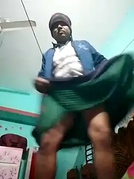 Snapshot of CatchingBouquet chatting on 01/07/26, 03:03 CatchingBouquet online show from 01/07/26, 03:03