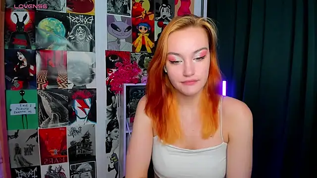 Snapshot of Ida_FaneStain chatting on 09/21/25, 02:35 Ida FaneStain online show from 09/21/25, 02:35