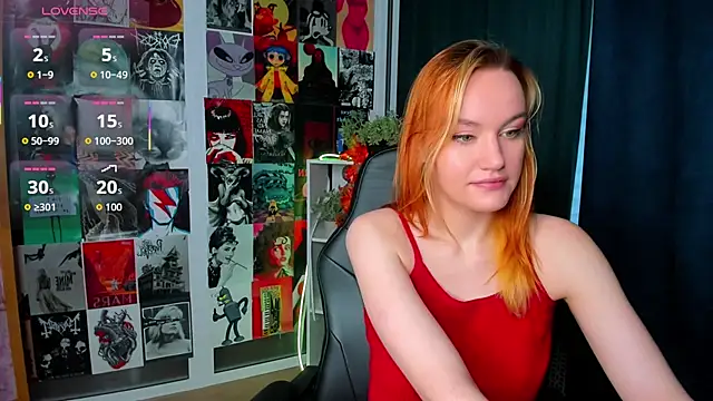 Snapshot of Ida_FaneStain chatting on 11/12/25, 03:18 Ida FaneStain online show from 11/12/25, 03:18