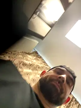 Shots of sperm online show from 09/10/25, 01:00