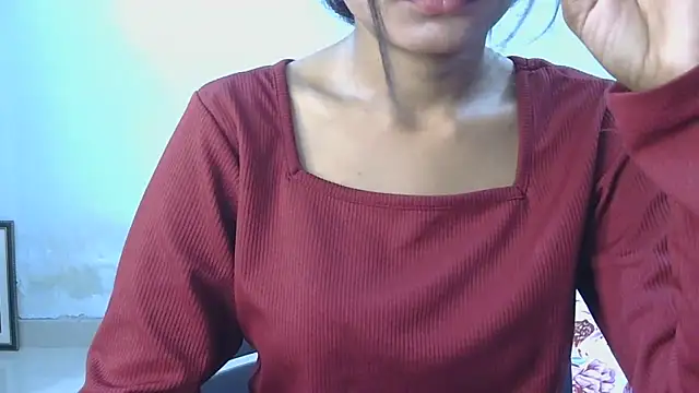 Snapshot of Aarti_misty71 chatting on 06/14/26, 05:42 Aarti misty71 online show from 06/14/26, 05:42