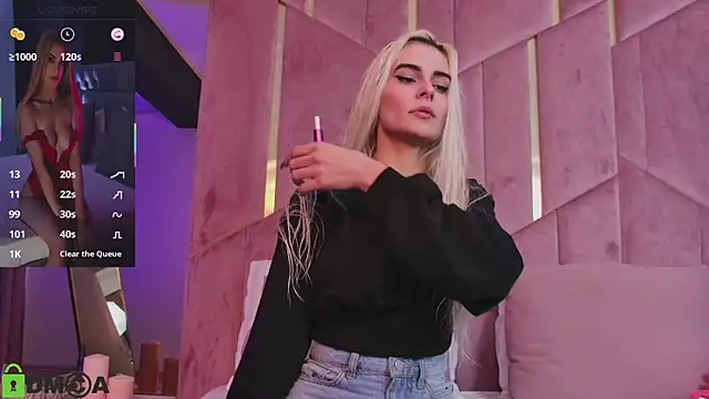 SelenaDaze online show from 11/24/25, 05:18