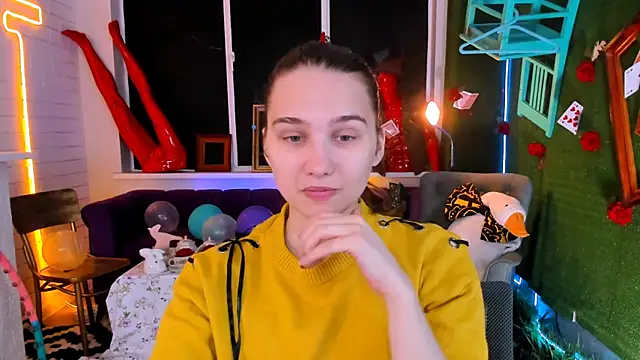 TessaMill online show from 09/20/25, 05:19