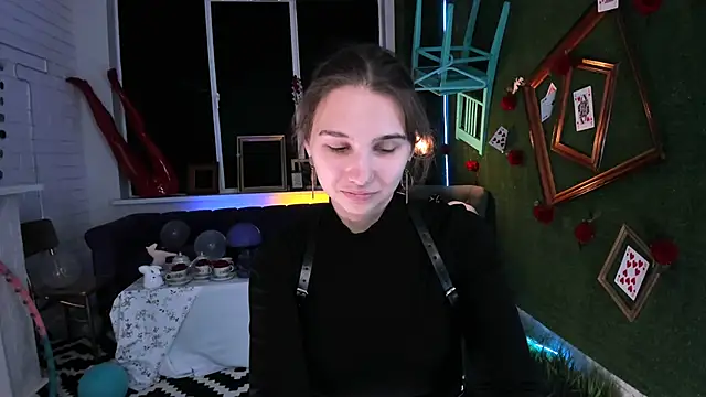 TessaMill online show from 09/26/25, 05:33