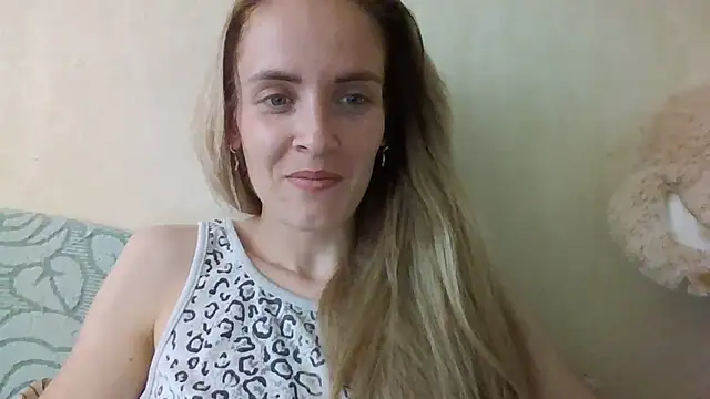 Snapshot of JayeTyler chatting on 06/18/26, 07:41 JayeTyler online show from 06/18/26, 07:41