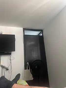 Snapshot of Marcevanegas chatting on 11/20/25, 08:30 Marcevanegas online show from 11/20/25, 08:30