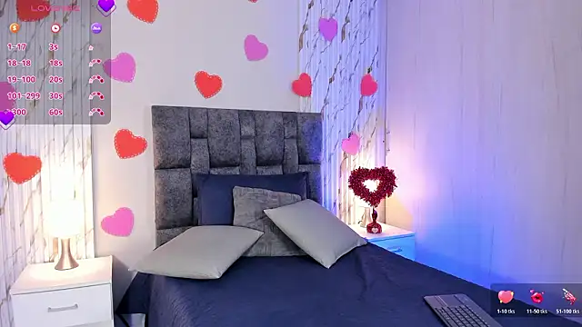 Snapshot of MissVioleet_ chatting on 02/20/26, 05:35 MissVioleet online show from 02/20/26, 05:35