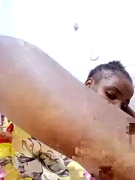 ShySexyBaddiexx online show from 10/26/25, 01:55