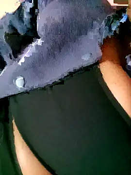 ShySexyBaddiexx online show from 02/12/26, 08:37