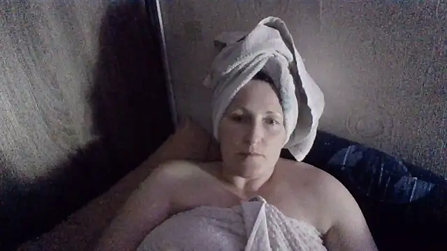 Snapshot of AllaSowinskaya chatting on 06/14/26, 07:16 AllaSowinskaya online show from 06/14/26, 07:16