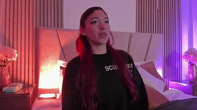 Victoria Beaumont online show from 12/04/25, 03:38