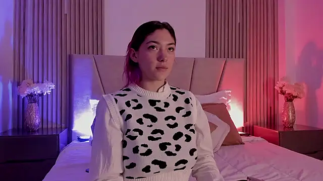 Victoria Beaumont online show from 01/11/26, 12:10