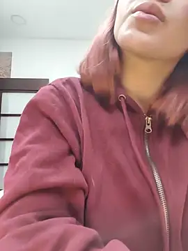 Victoria Beaumont online show from 05/12/26, 12:13