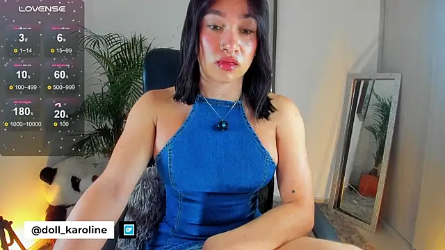 Snapshot of dollforsex_ chatting on 01/12/26, 09:53 dollforsex online show from 01/12/26, 09:53