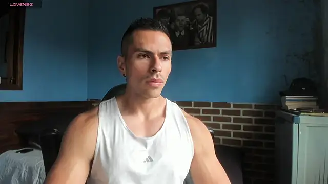 Snapshot of justinkarter chatting on 03/21/26, 02:42 justinkarter online show from 03/21/26, 02:42