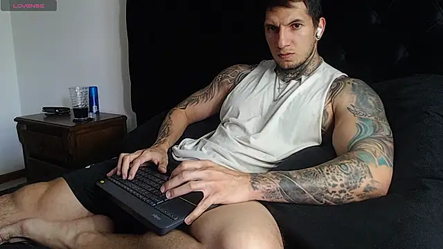 Shane Clay online show from 02/05/26, 07:51