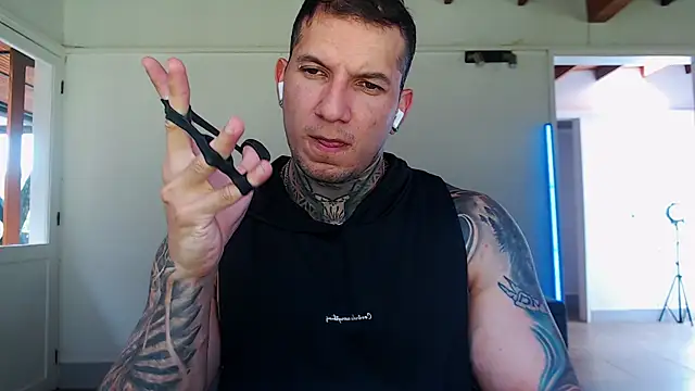 Shane Clay online show from 05/14/26, 06:26