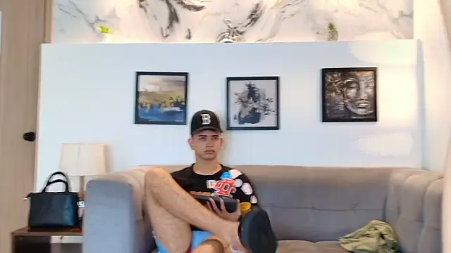 TWINKS FRIENDS online show from 03/06/26, 01:29