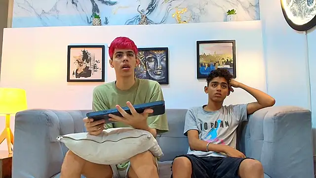 TWINKS FRIENDS online show from 05/19/26, 01:28