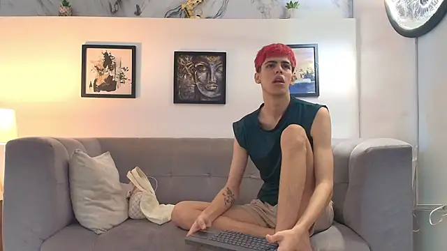 TWINKS FRIENDS online show from 05/26/26, 01:18