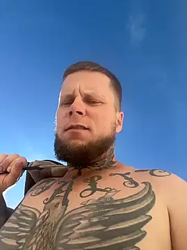 Snapshot of tattedpipeliner chatting on 11/03/25, 08:54 tattedpipeliner online show from 11/03/25, 08:54