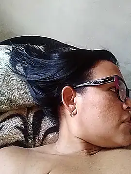 Snapshot of Oceanosexxx chatting on 11/09/25, 05:33 Oceanosexxx online show from 11/09/25, 05:33