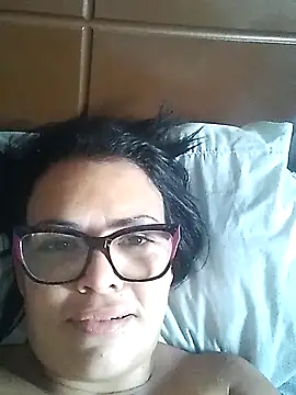 Snapshot of Oceanosexxx chatting on 11/30/25, 02:43 Oceanosexxx online show from 11/30/25, 02:43