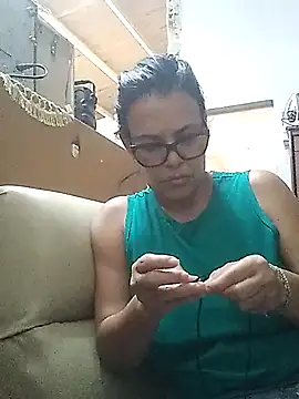 Snapshot of Oceanosexxx chatting on 12/04/25, 10:07 Oceanosexxx online show from 12/04/25, 10:07