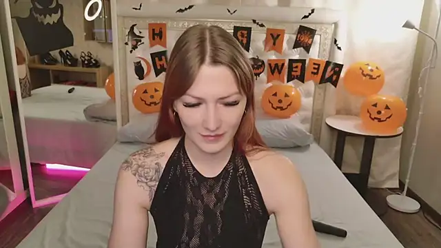 Alice on fire online show from 11/02/25, 01:30